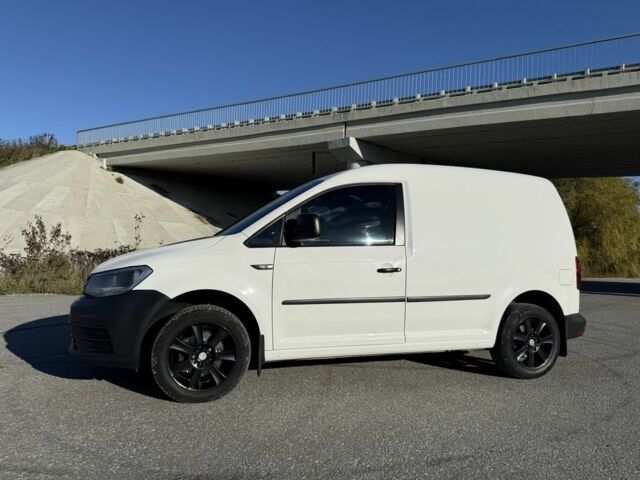 Белый Фольксваген Кадди, объемом двигателя 1.6 л и пробегом 206 тыс. км за 9249 $, фото 4 на Automoto.ua