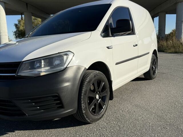 Белый Фольксваген Кадди, объемом двигателя 1.6 л и пробегом 206 тыс. км за 9249 $, фото 14 на Automoto.ua