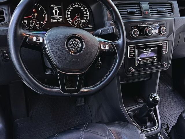 Фольксваген Кадди 2015 в Ровно на Automoto.ua Белый Фольксваген Кадди, объемом двигателя 1.6 л и пробегом 247 тыс. км за 8500 $, фото 20 на Automoto.ua