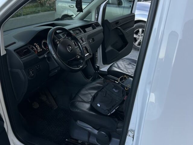 Фольксваген Кадди 2015 в Ровно на Automoto.ua Белый Фольксваген Кадди, объемом двигателя 1.6 л и пробегом 247 тыс. км за 8500 $, фото 15 на Automoto.ua