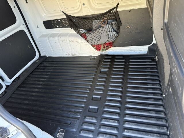 Белый Фольксваген Кадди, объемом двигателя 1.6 л и пробегом 206 тыс. км за 9249 $, фото 22 на Automoto.ua