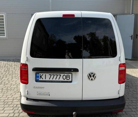 Белый Фольксваген Кадди, объемом двигателя 2 л и пробегом 289 тыс. км за 9400 $, фото 4 на Automoto.ua