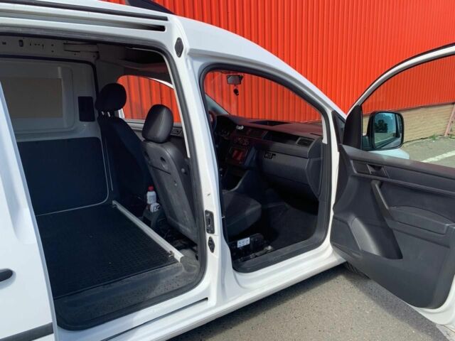 Белый Фольксваген Кадди, объемом двигателя 2 л и пробегом 141 тыс. км за 15600 $, фото 23 на Automoto.ua