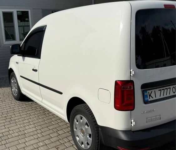 Белый Фольксваген Кадди, объемом двигателя 2 л и пробегом 289 тыс. км за 9400 $, фото 5 на Automoto.ua