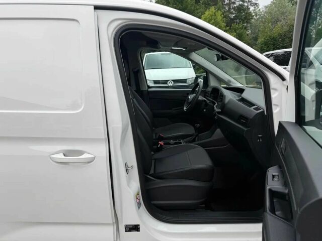 Белый Фольксваген Кадди, объемом двигателя 2 л и пробегом 11 тыс. км за 12000 $, фото 7 на Automoto.ua