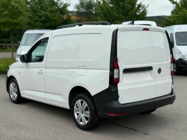 Белый Фольксваген Кадди, объемом двигателя 2 л и пробегом 11 тыс. км за 12000 $, фото 3 на Automoto.ua