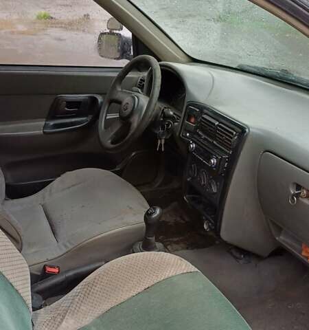 Белый Фольксваген Кадди, объемом двигателя 0 л и пробегом 427 тыс. км за 1350 $, фото 2 на Automoto.ua