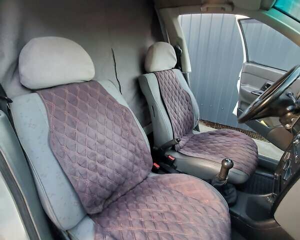 Белый Фольксваген Кадди, объемом двигателя 1.9 л и пробегом 320 тыс. км за 2300 $, фото 5 на Automoto.ua