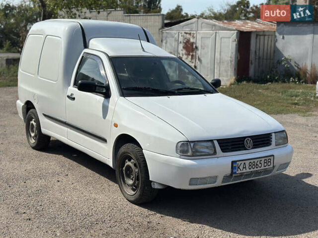 Белый Фольксваген Кадди, объемом двигателя 1.9 л и пробегом 200 тыс. км за 2400 $, фото 2 на Automoto.ua