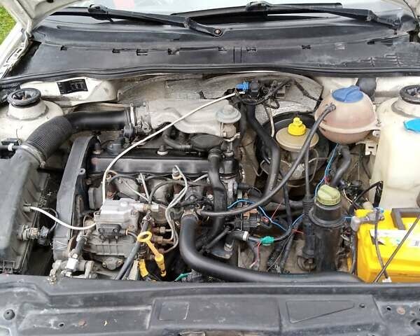 Белый Фольксваген Кадди, объемом двигателя 1.9 л и пробегом 236 тыс. км за 2700 $, фото 13 на Automoto.ua