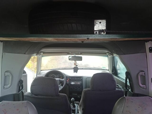 Белый Фольксваген Кадди, объемом двигателя 1.4 л и пробегом 84 тыс. км за 2605 $, фото 5 на Automoto.ua