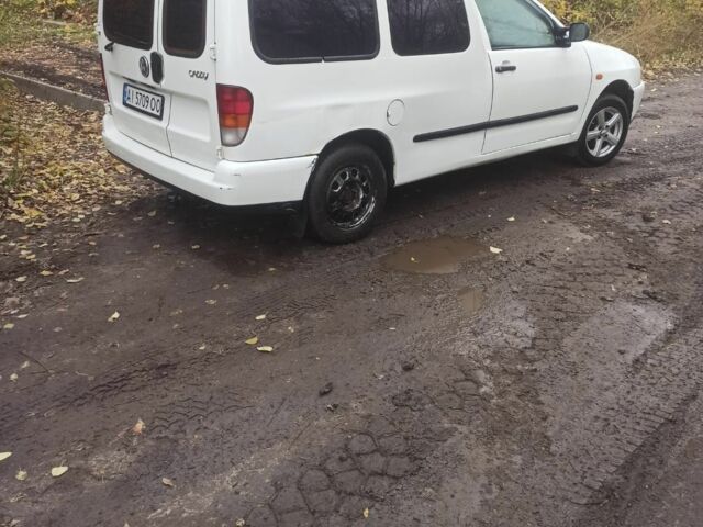 Белый Фольксваген Кадди, объемом двигателя 1.4 л и пробегом 84 тыс. км за 2605 $, фото 2 на Automoto.ua