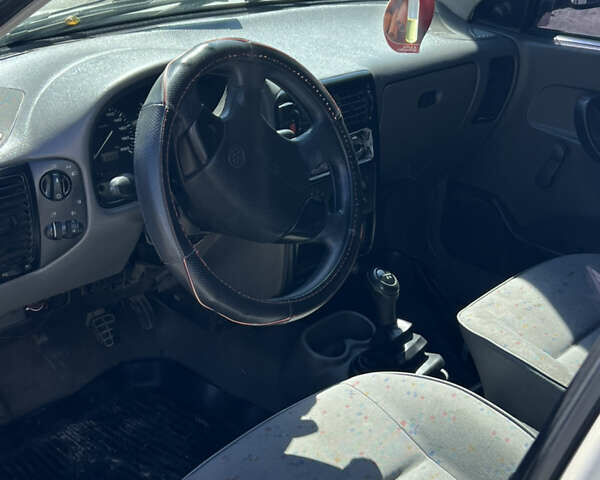 Белый Фольксваген Кадди, объемом двигателя 1.9 л и пробегом 212 тыс. км за 2400 $, фото 7 на Automoto.ua