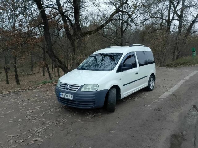 Белый Фольксваген Кадди, объемом двигателя 2 л и пробегом 324 тыс. км за 4999 $, фото 9 на Automoto.ua