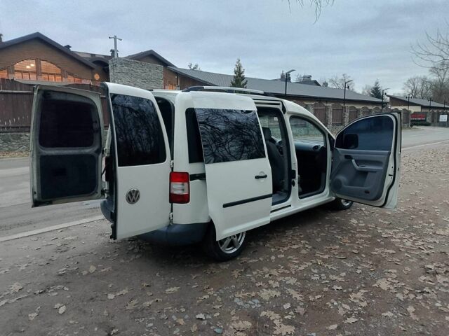 Белый Фольксваген Кадди, объемом двигателя 2 л и пробегом 324 тыс. км за 4999 $, фото 4 на Automoto.ua
