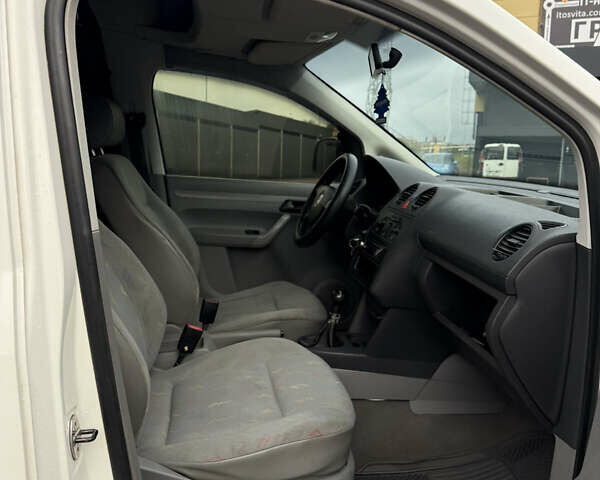 Белый Фольксваген Кадди, объемом двигателя 1.39 л и пробегом 420 тыс. км за 4700 $, фото 11 на Automoto.ua