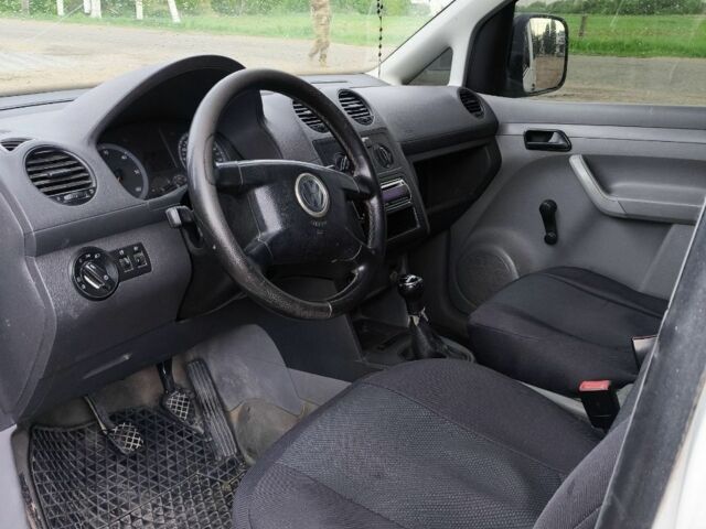 Білий Фольксваген Кадді, об'ємом двигуна 1.9 л та пробігом 350 тис. км за 4200 $, фото 4 на Automoto.ua