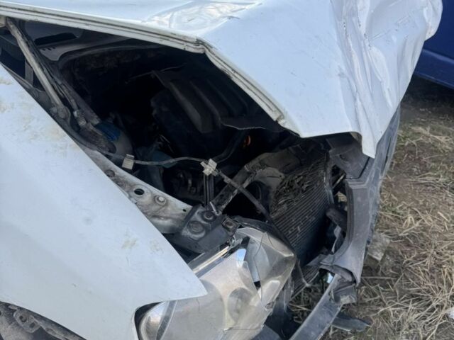 Белый Фольксваген Кадди, объемом двигателя 0 л и пробегом 400 тыс. км за 2500 $, фото 1 на Automoto.ua