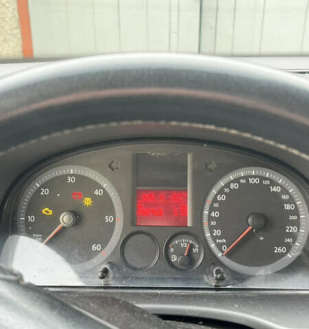 Белый Фольксваген Кадди, объемом двигателя 1.9 л и пробегом 266 тыс. км за 5000 $, фото 12 на Automoto.ua