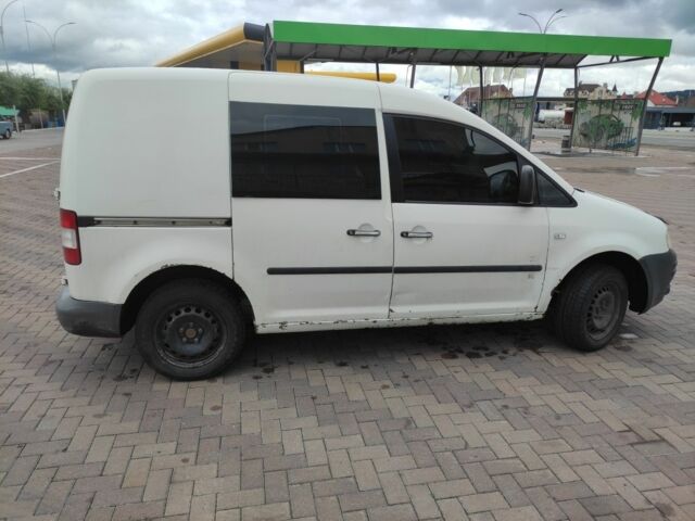 Білий Фольксваген Кадді, об'ємом двигуна 2 л та пробігом 500 тис. км за 3200 $, фото 6 на Automoto.ua