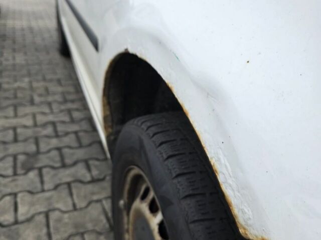 Белый Фольксваген Кадди, объемом двигателя 0 л и пробегом 240 тыс. км за 2558 $, фото 4 на Automoto.ua