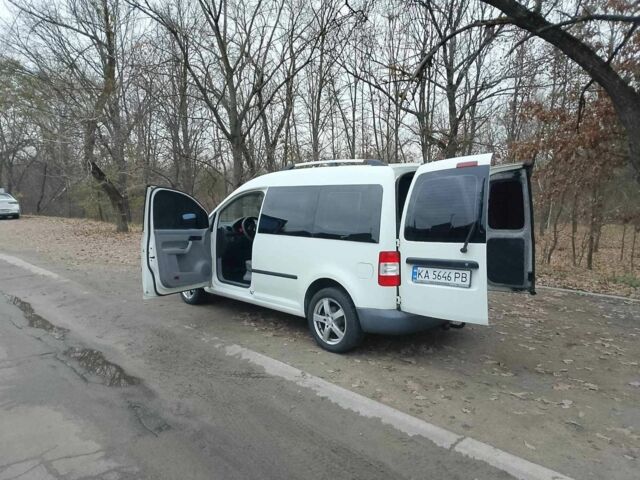 Белый Фольксваген Кадди, объемом двигателя 2 л и пробегом 324 тыс. км за 4999 $, фото 10 на Automoto.ua