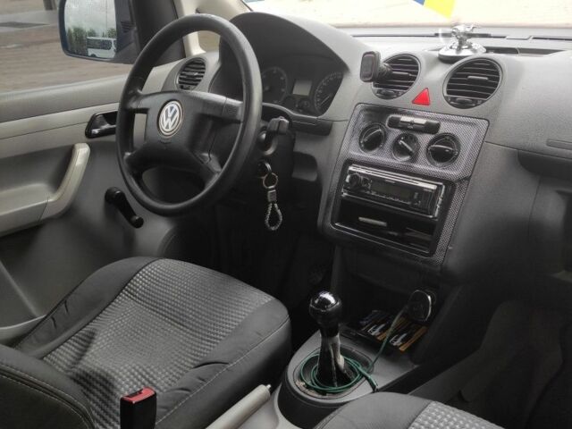 Білий Фольксваген Кадді, об'ємом двигуна 2 л та пробігом 500 тис. км за 3200 $, фото 9 на Automoto.ua