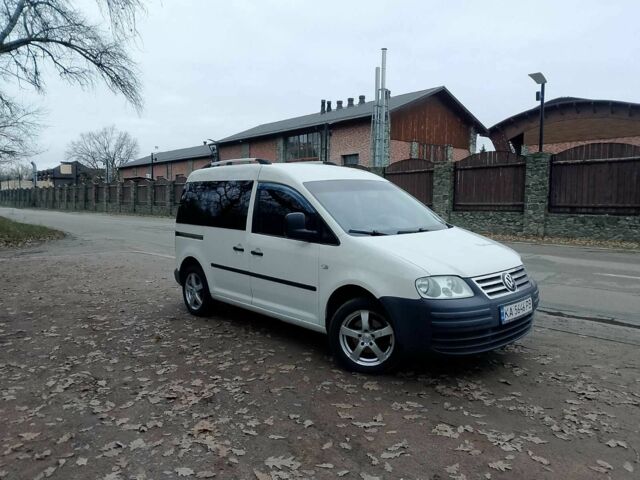 Белый Фольксваген Кадди, объемом двигателя 2 л и пробегом 324 тыс. км за 4999 $, фото 8 на Automoto.ua