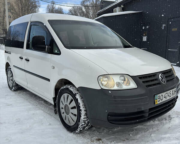 Белый Фольксваген Кадди, объемом двигателя 2 л и пробегом 385 тыс. км за 4500 $, фото 4 на Automoto.ua