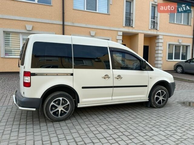 Білий Фольксваген Кадді, об'ємом двигуна 2 л та пробігом 260 тис. км за 5100 $, фото 16 на Automoto.ua