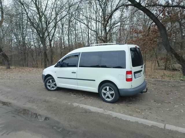 Белый Фольксваген Кадди, объемом двигателя 2 л и пробегом 324 тыс. км за 4999 $, фото 7 на Automoto.ua