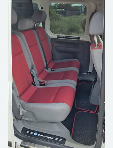 Білий Фольксваген Кадді, об'ємом двигуна 1.9 л та пробігом 290 тис. км за 6300 $, фото 4 на Automoto.ua