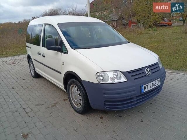 Белый Фольксваген Кадди, объемом двигателя 1.97 л и пробегом 296 тыс. км за 4850 $, фото 6 на Automoto.ua