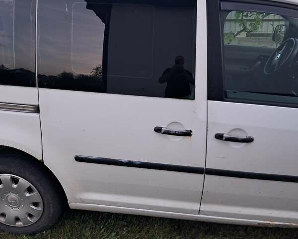 Білий Фольксваген Кадді, об'ємом двигуна 1.9 л та пробігом 420 тис. км за 4450 $, фото 4 на Automoto.ua