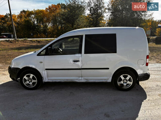 Білий Фольксваген Кадді, об'ємом двигуна 1.97 л та пробігом 250 тис. км за 4000 $, фото 5 на Automoto.ua