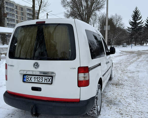 Белый Фольксваген Кадди, объемом двигателя 1.9 л и пробегом 413 тыс. км за 4999 $, фото 6 на Automoto.ua