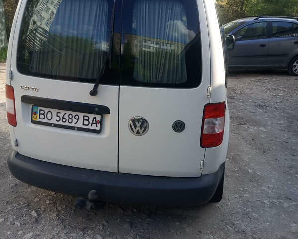 Белый Фольксваген Кадди, объемом двигателя 2 л и пробегом 362 тыс. км за 5200 $, фото 10 на Automoto.ua