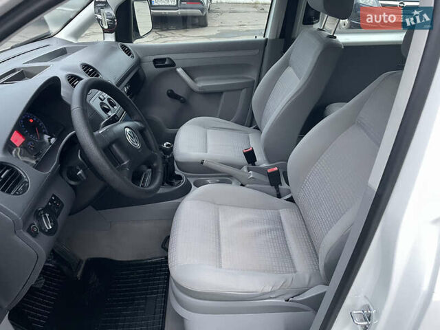 Білий Фольксваген Кадді, об'ємом двигуна 1.39 л та пробігом 219 тис. км за 5800 $, фото 11 на Automoto.ua