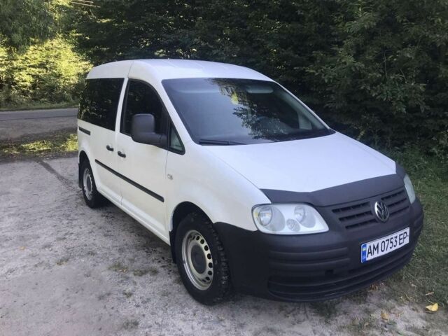 Белый Фольксваген Кадди, объемом двигателя 2 л и пробегом 340 тыс. км за 4900 $, фото 2 на Automoto.ua