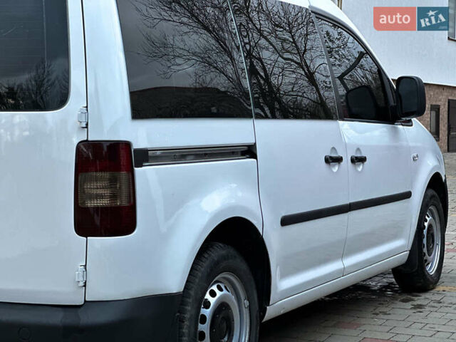 Белый Фольксваген Кадди, объемом двигателя 1.9 л и пробегом 360 тыс. км за 5200 $, фото 15 на Automoto.ua