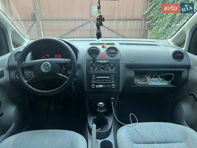 Білий Фольксваген Кадді, об'ємом двигуна 1.9 л та пробігом 310 тис. км за 4200 $, фото 10 на Automoto.ua