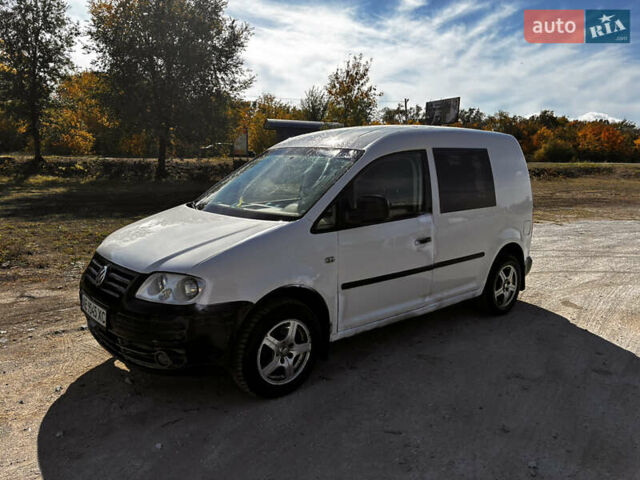 Білий Фольксваген Кадді, об'ємом двигуна 1.97 л та пробігом 250 тис. км за 4000 $, фото 1 на Automoto.ua
