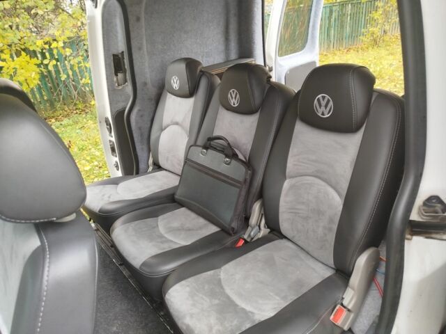 Белый Фольксваген Кадди, объемом двигателя 1.9 л и пробегом 385 тыс. км за 4500 $, фото 15 на Automoto.ua