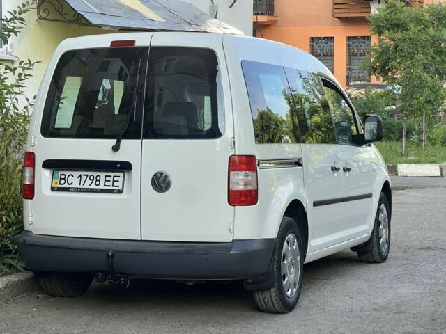 Белый Фольксваген Кадди, объемом двигателя 1.9 л и пробегом 284 тыс. км за 5350 $, фото 3 на Automoto.ua