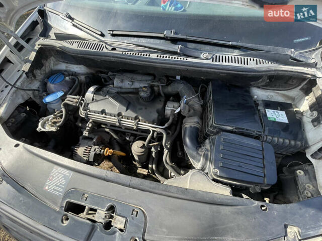 Білий Фольксваген Кадді, об'ємом двигуна 1.97 л та пробігом 430 тис. км за 4450 $, фото 1 на Automoto.ua