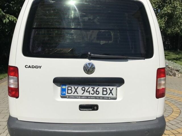 Белый Фольксваген Кадди, объемом двигателя 1.4 л и пробегом 215 тыс. км за 4651 $, фото 3 на Automoto.ua