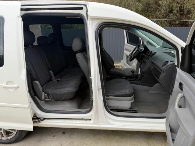 Білий Фольксваген Кадді, об'ємом двигуна 1.4 л та пробігом 220 тис. км за 4000 $, фото 2 на Automoto.ua