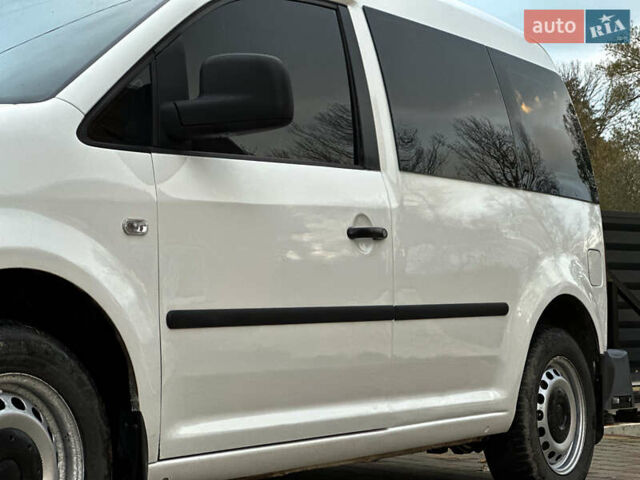 Белый Фольксваген Кадди, объемом двигателя 1.9 л и пробегом 360 тыс. км за 5200 $, фото 6 на Automoto.ua