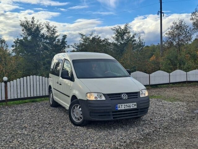 Белый Фольксваген Кадди, объемом двигателя 2 л и пробегом 270 тыс. км за 3900 $, фото 12 на Automoto.ua