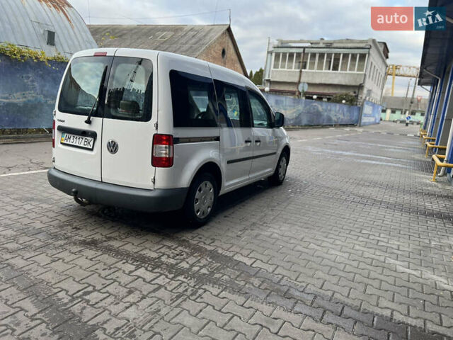 Белый Фольксваген Кадди, объемом двигателя 1.97 л и пробегом 273 тыс. км за 5800 $, фото 8 на Automoto.ua